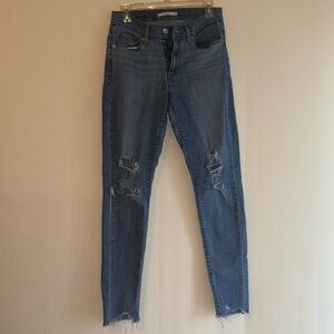 Levi Curvy Skinny Jeans